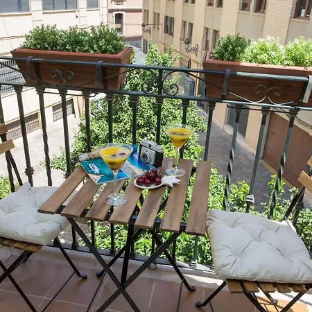 Singularstays Poeta Querol Apartment *