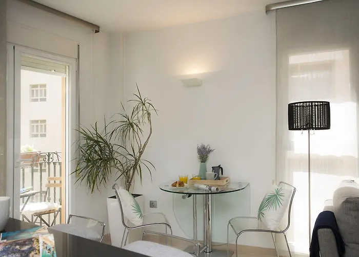 Lägenhet Singularstays Poeta Querol *